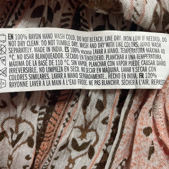 🔥FREE W/PURCHASE Forever 21+ Bandanna Cami Dress - Picture 10 of 11